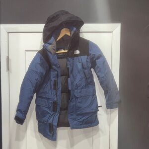 The North Face Blue and Black Insulated 550 Parka